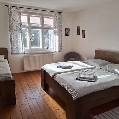 180 Teplice nad Metují